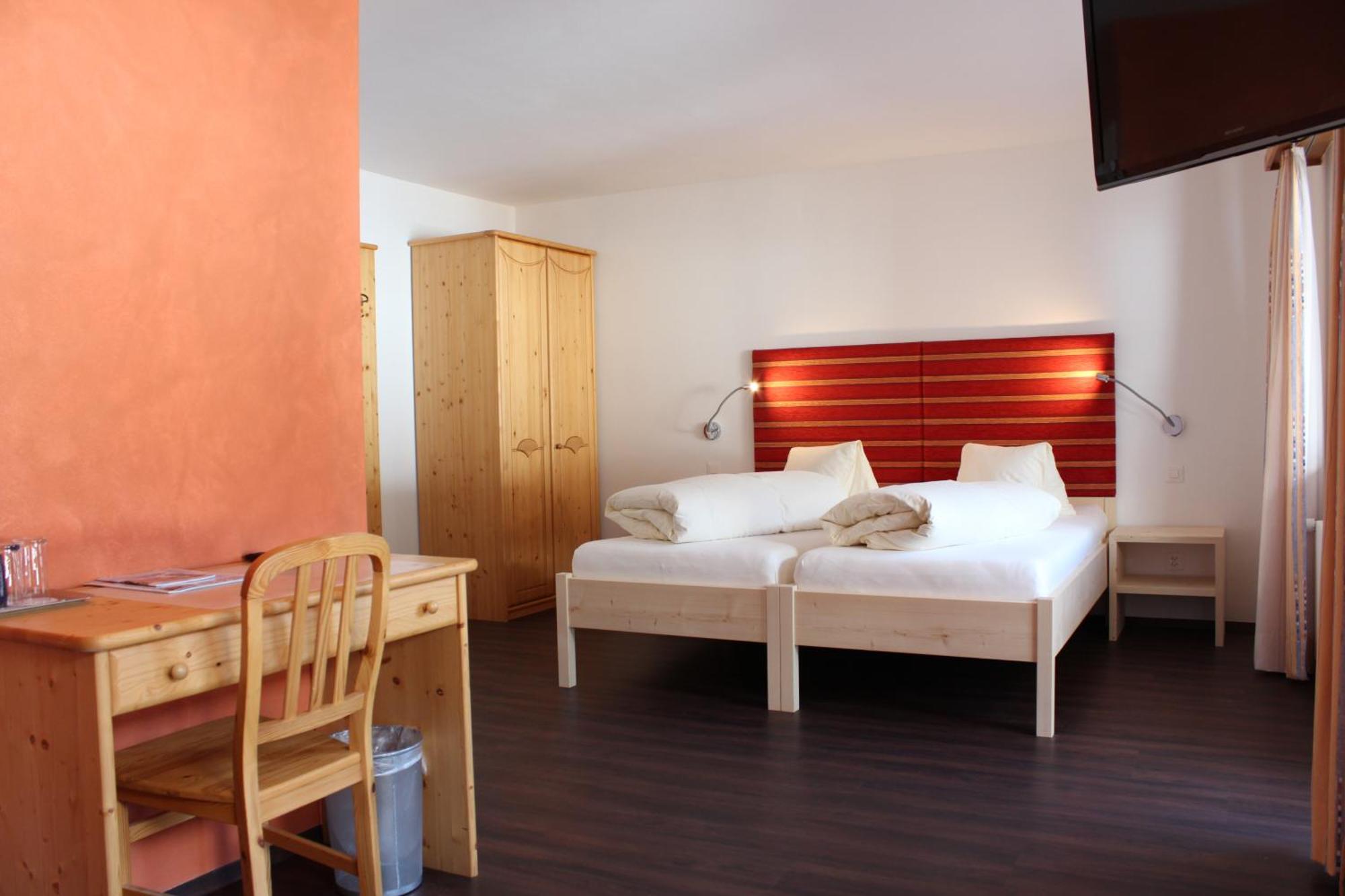 Hotel Al Rom Tschierv Camera foto