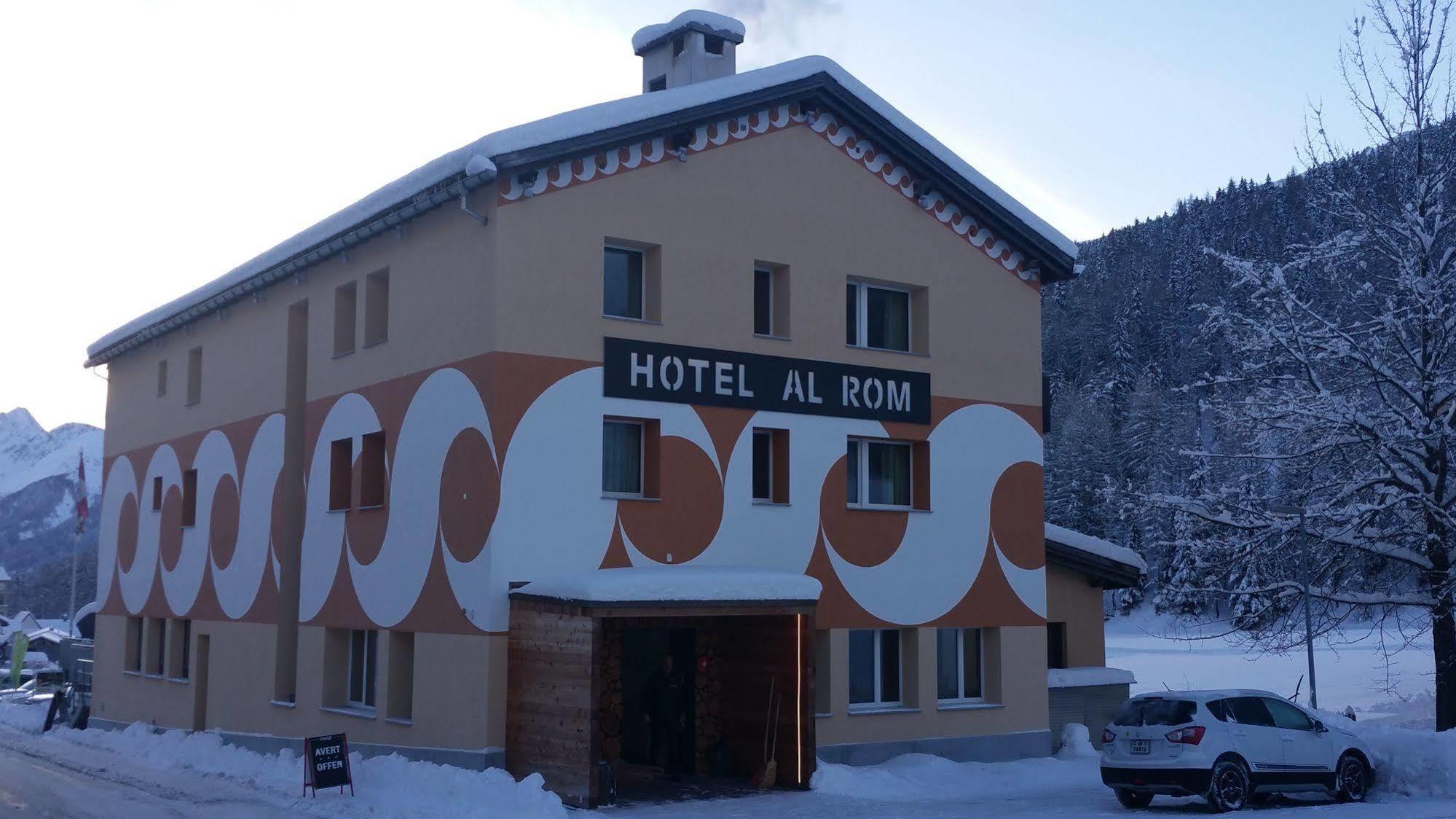 Hotel Al Rom Tschierv Esterno foto