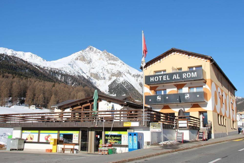 Hotel Al Rom Tschierv Esterno foto