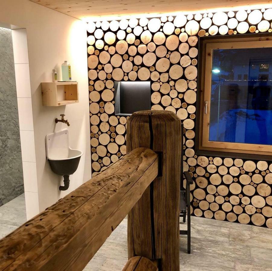 Hotel Al Rom Tschierv Esterno foto